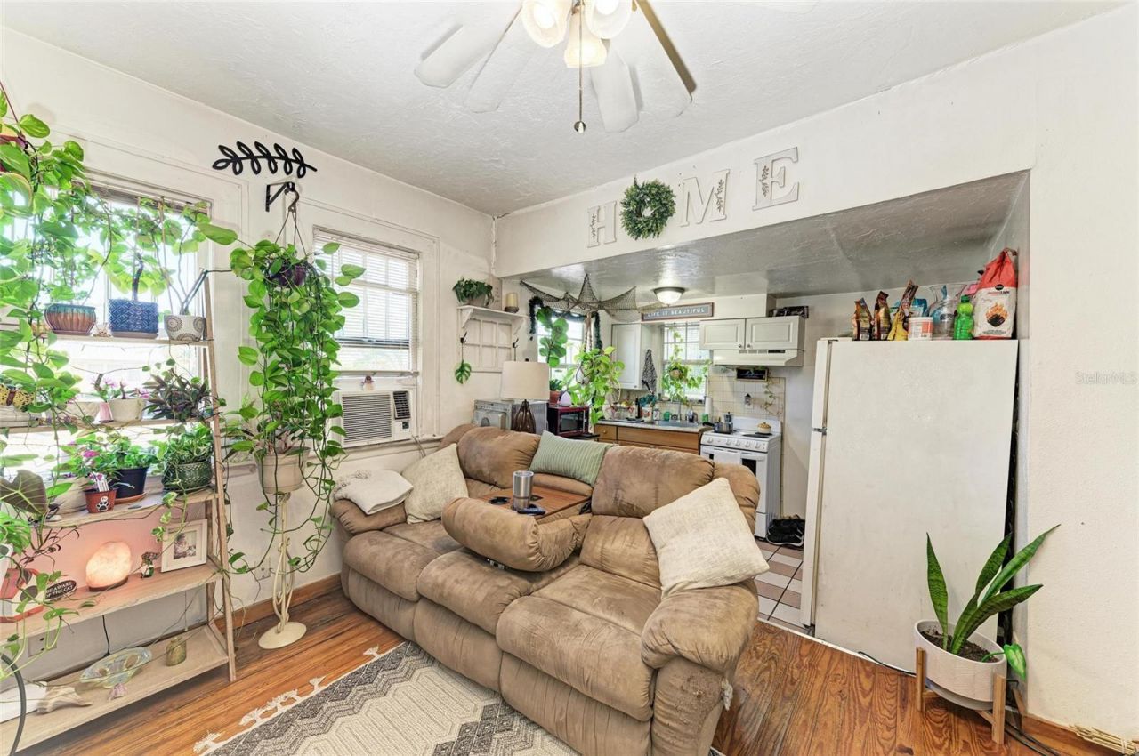 432 Adelia Avenue, Sarasota, FL 34236 Photo