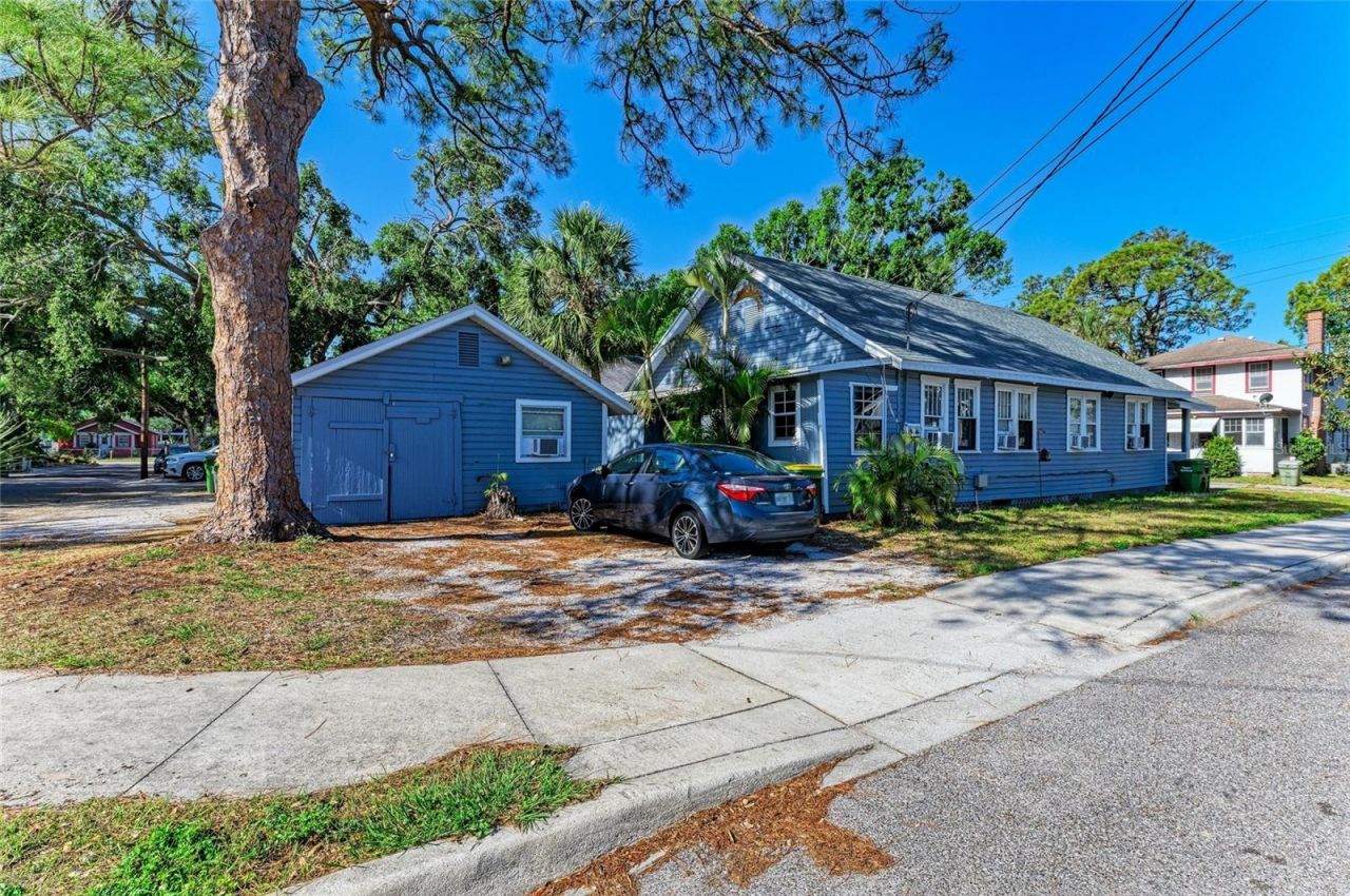 432 Adelia Avenue, Sarasota, FL 34236 Photo