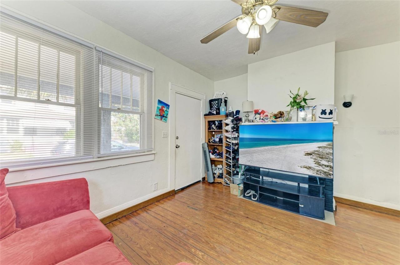 432 Adelia Avenue, Sarasota, FL 34236 Photo