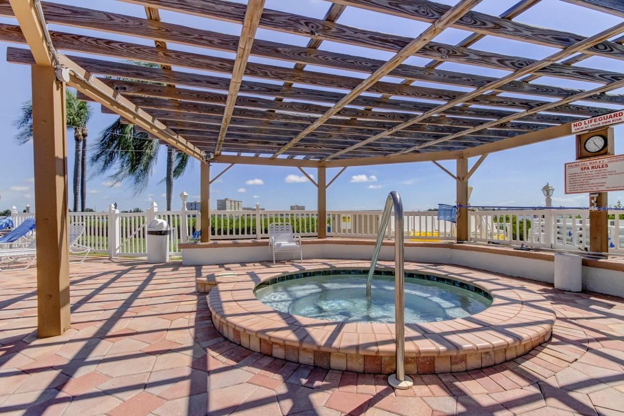 6218 Palma Del Mar Boulevard S, Unit 606, Saint Petersburg, FL 33715 Photo