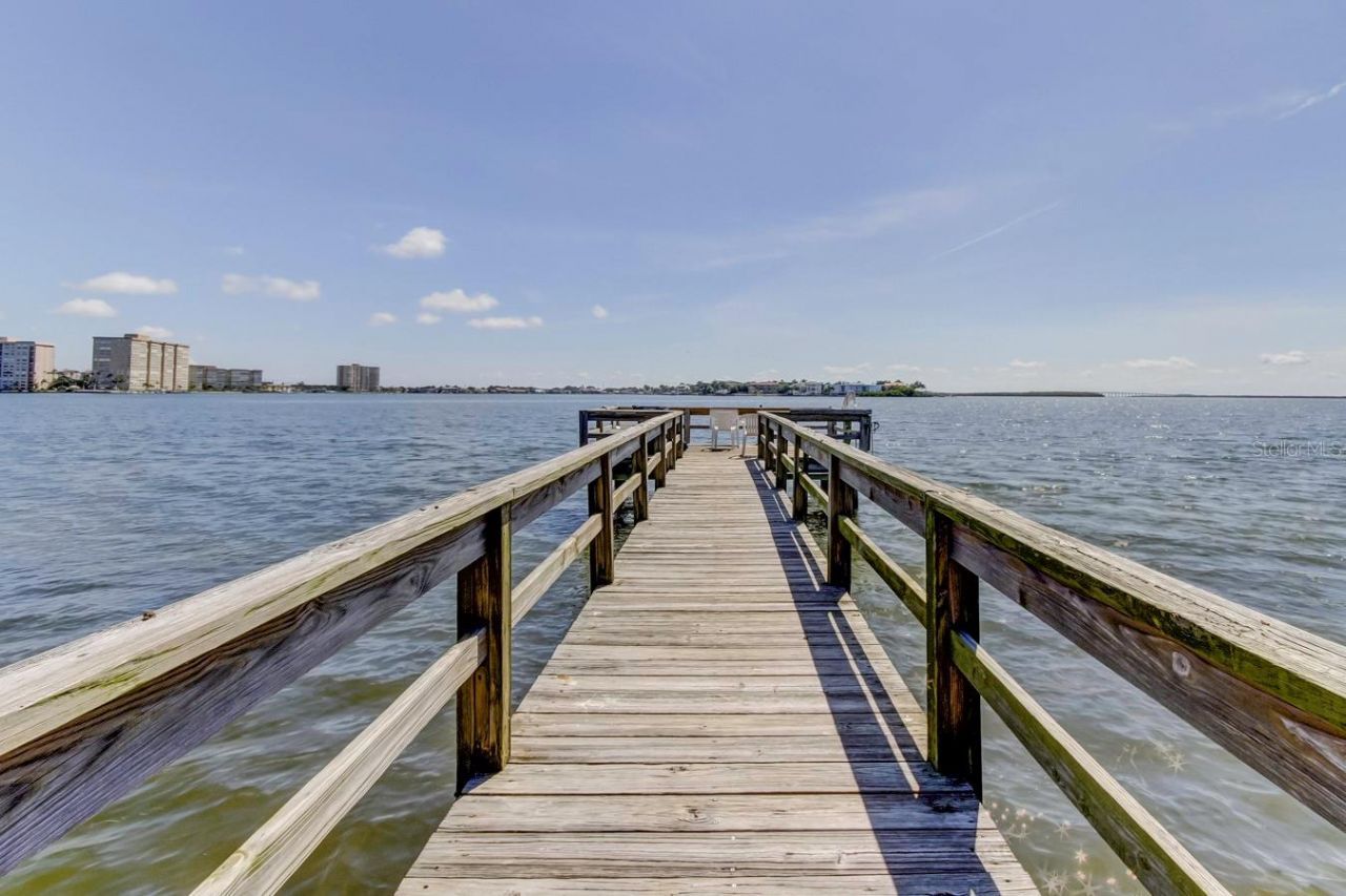 6218 Palma Del Mar Boulevard S, Unit 606, Saint Petersburg, FL 33715 Photo