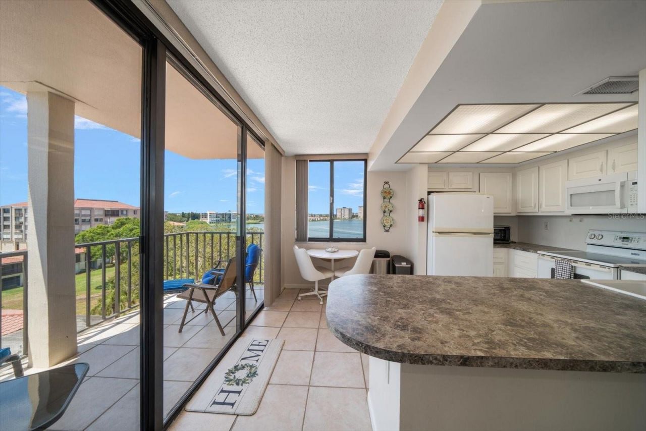6218 Palma Del Mar Boulevard S, Unit 606, Saint Petersburg, FL 33715 Photo
