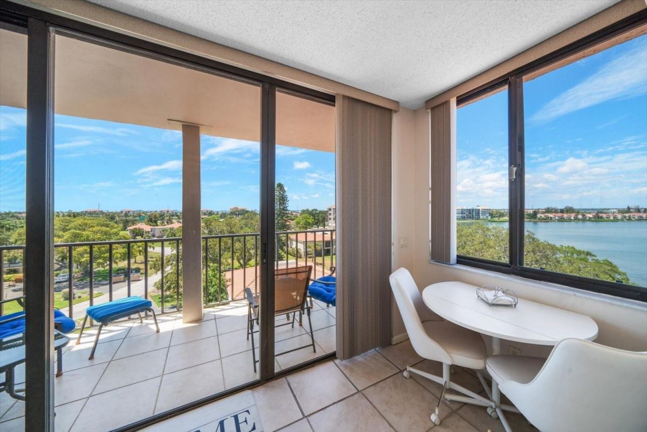 6218 Palma Del Mar Boulevard S, Unit 606, Saint Petersburg, FL 33715 Photo