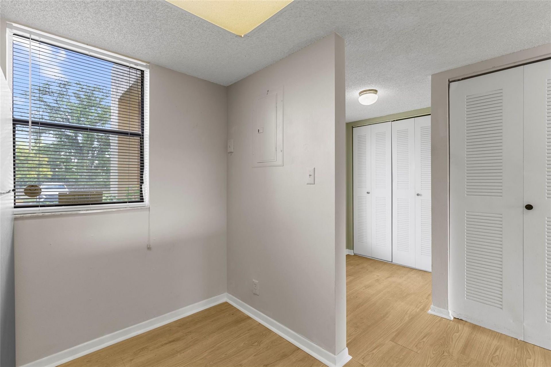 5200 NW 31st Avenue, Unit 143 buildi, Fort Lauderdale, FL 33309 Photo