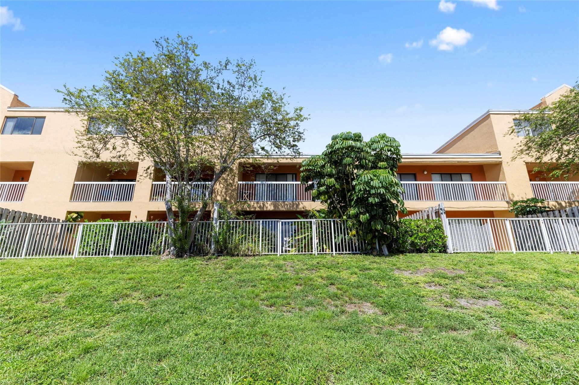 5200 NW 31st Avenue, Unit 143 buildi, Fort Lauderdale, FL 33309 Photo