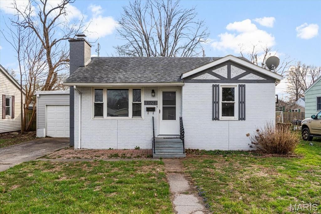 1728 Ferguson Avenue, Granite City, IL 62040 Main Photo