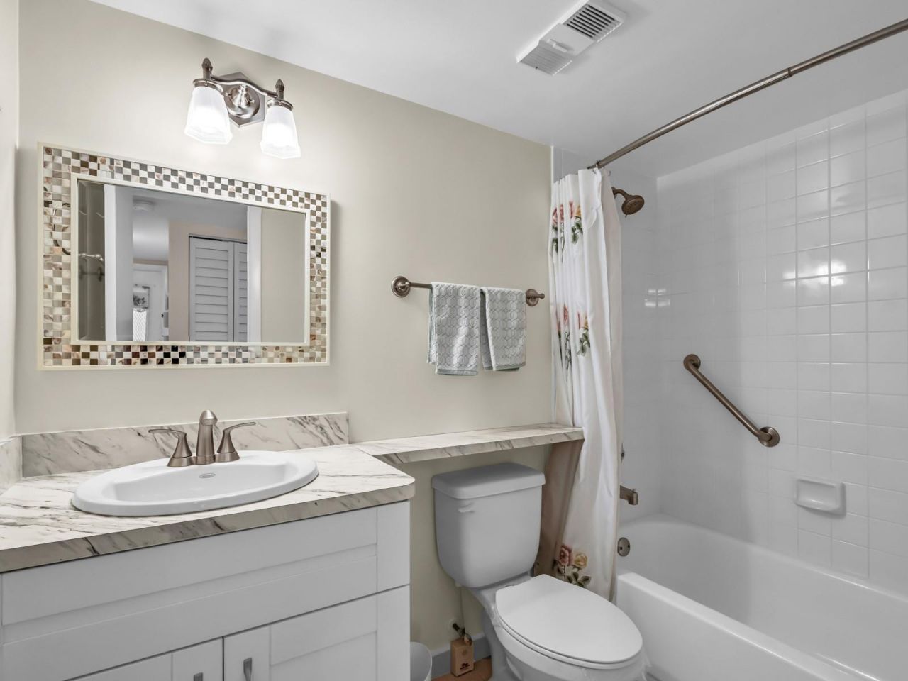 10402 Sunrise Lakes Boulevard, Unit 312, Sunrise, FL 33322 Photo