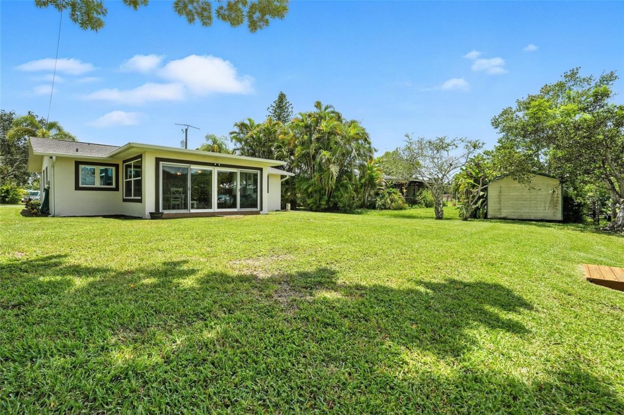 2131 Saint Croix Avenue, Fort Myers, FL 33905 Photo