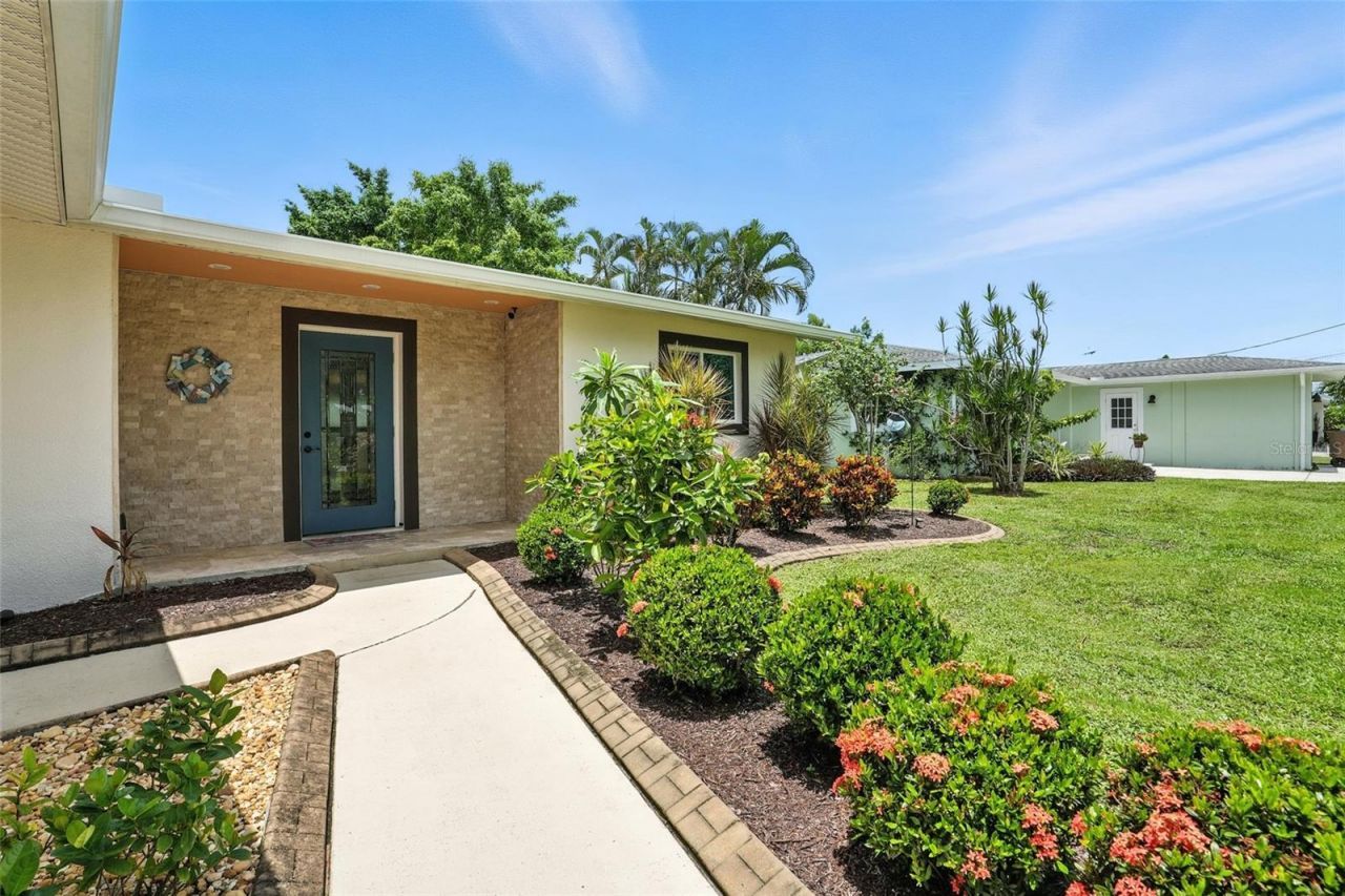 2131 Saint Croix Avenue, Fort Myers, FL 33905 Photo