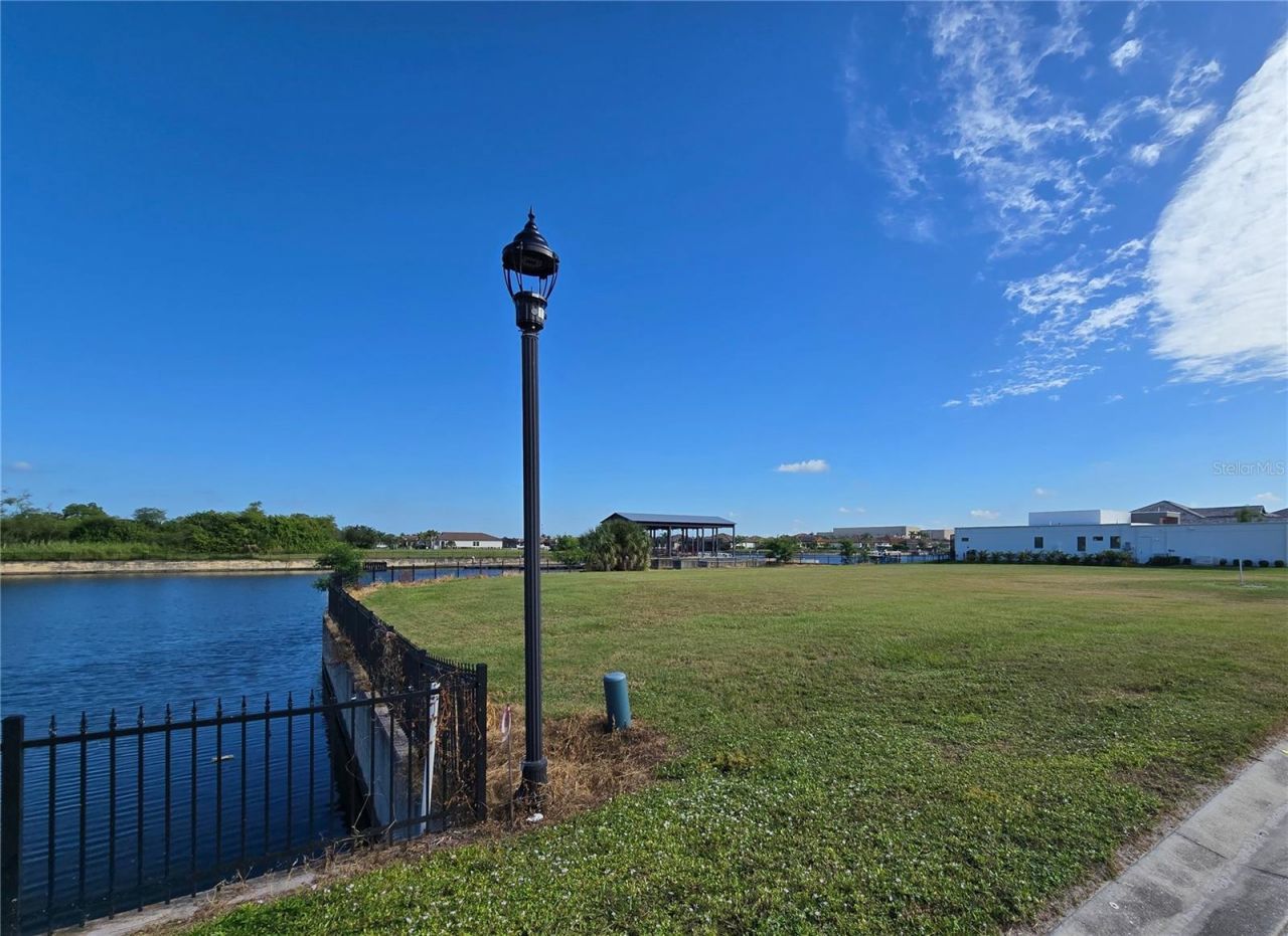 1602 4th Street E, Palmetto, FL 34221 Photo