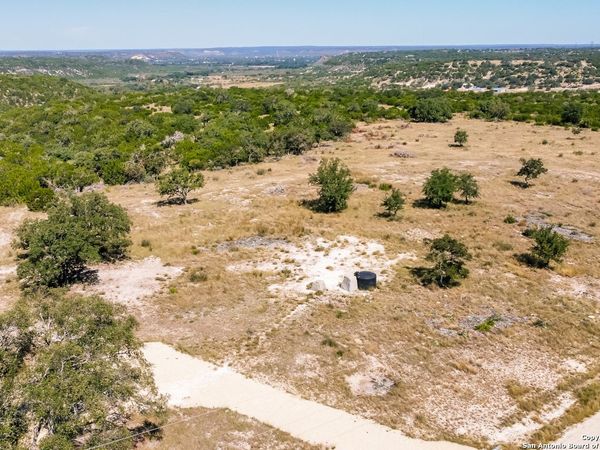 1242 Seven Hills Drive, Junction, TX 76849
