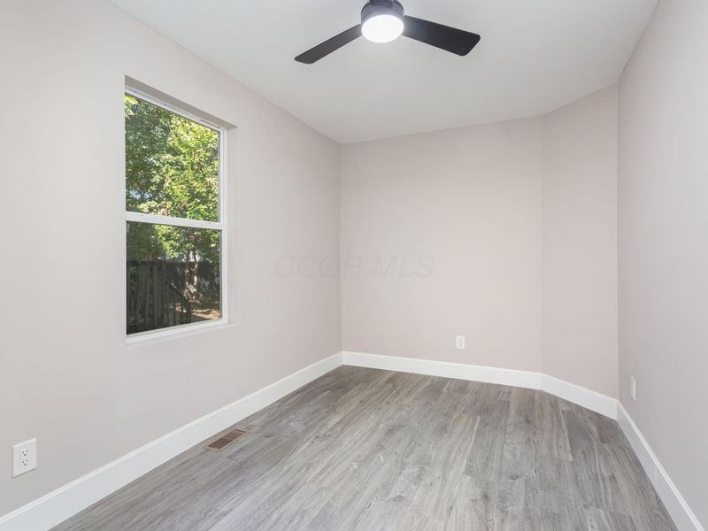 1140 E Mound Street, Columbus, OH 43205 Photo 9