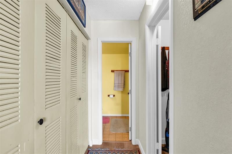 2701 Riverside Dr, Unit 305-B, Coral Springs, FL 33065 Photo