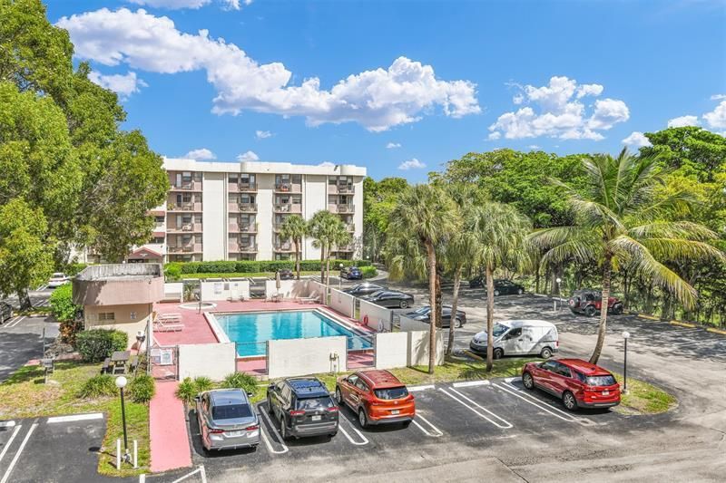 2701 Riverside Dr, Unit 305-B, Coral Springs, FL 33065 Photo