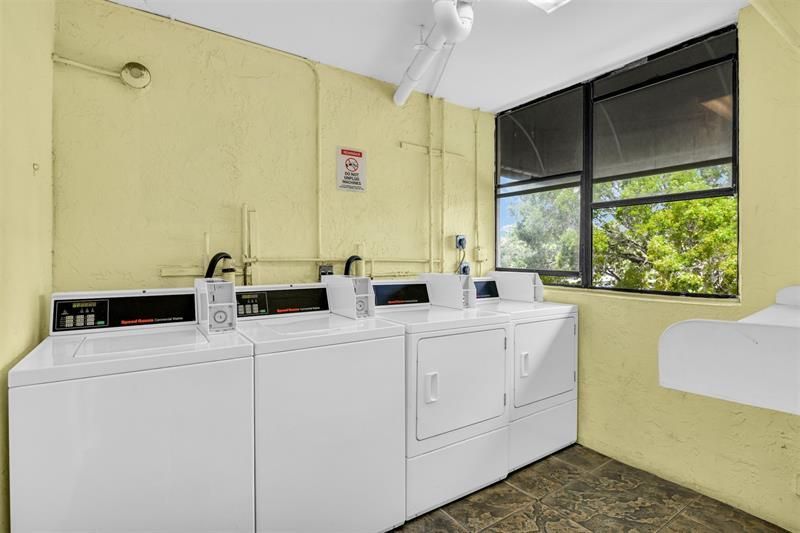 2701 Riverside Dr, Unit 305-B, Coral Springs, FL 33065 Photo