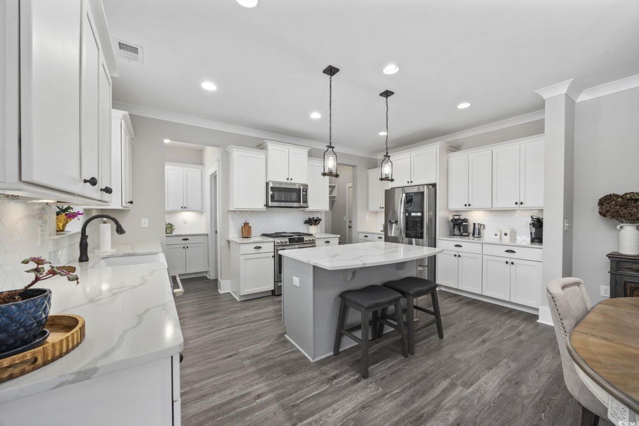 6194 Chadderton Circle Photo 11