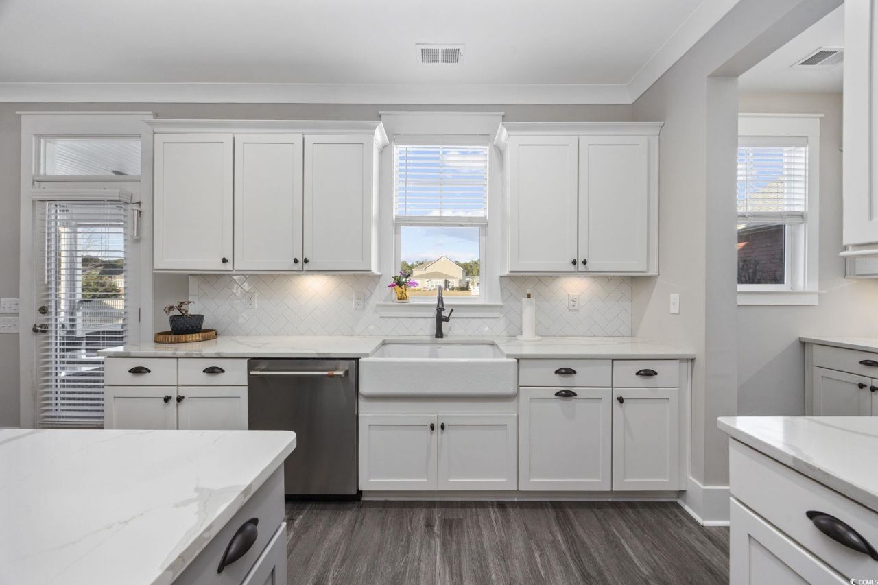 6194 Chadderton Circle Photo 13