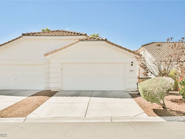 10017 Oak Creek Canyon Avenue, Las Vegas, NV 89147