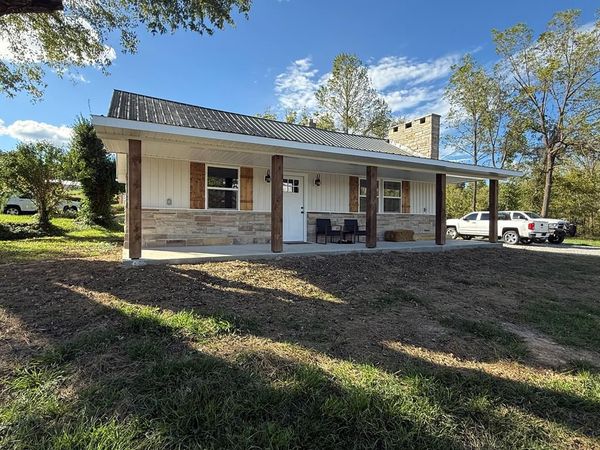 8415 Morgan County Hwy, Sunbright, TN 37872