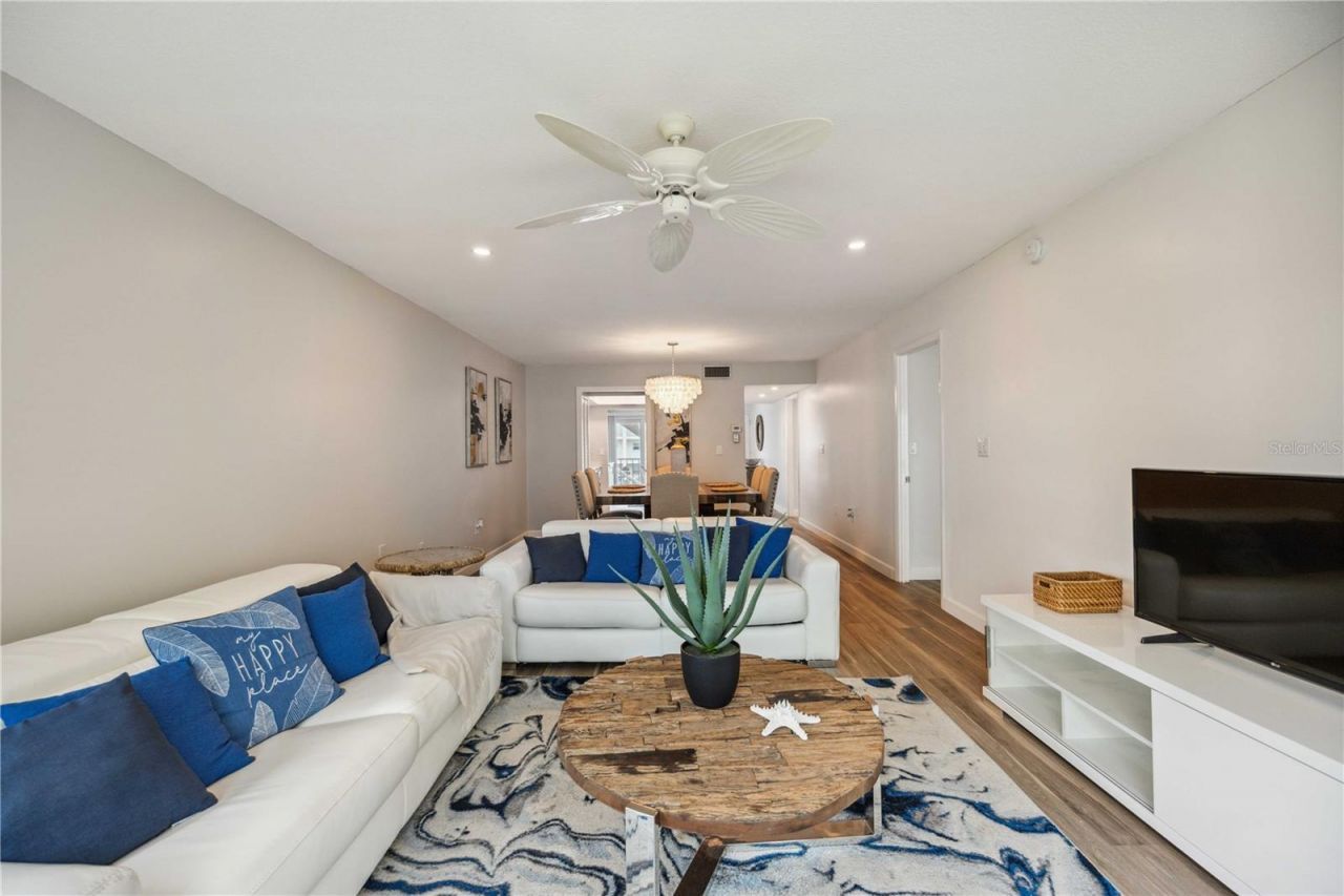 3320 Gulf Of Mexico Drive, Unit 207-C, Longboat Key, FL 34228 Photo