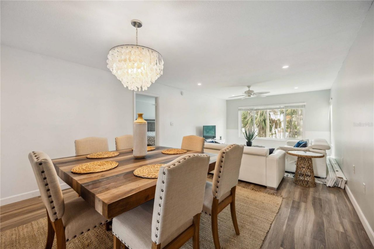 3320 Gulf Of Mexico Drive, Unit 207-C, Longboat Key, FL 34228 Photo