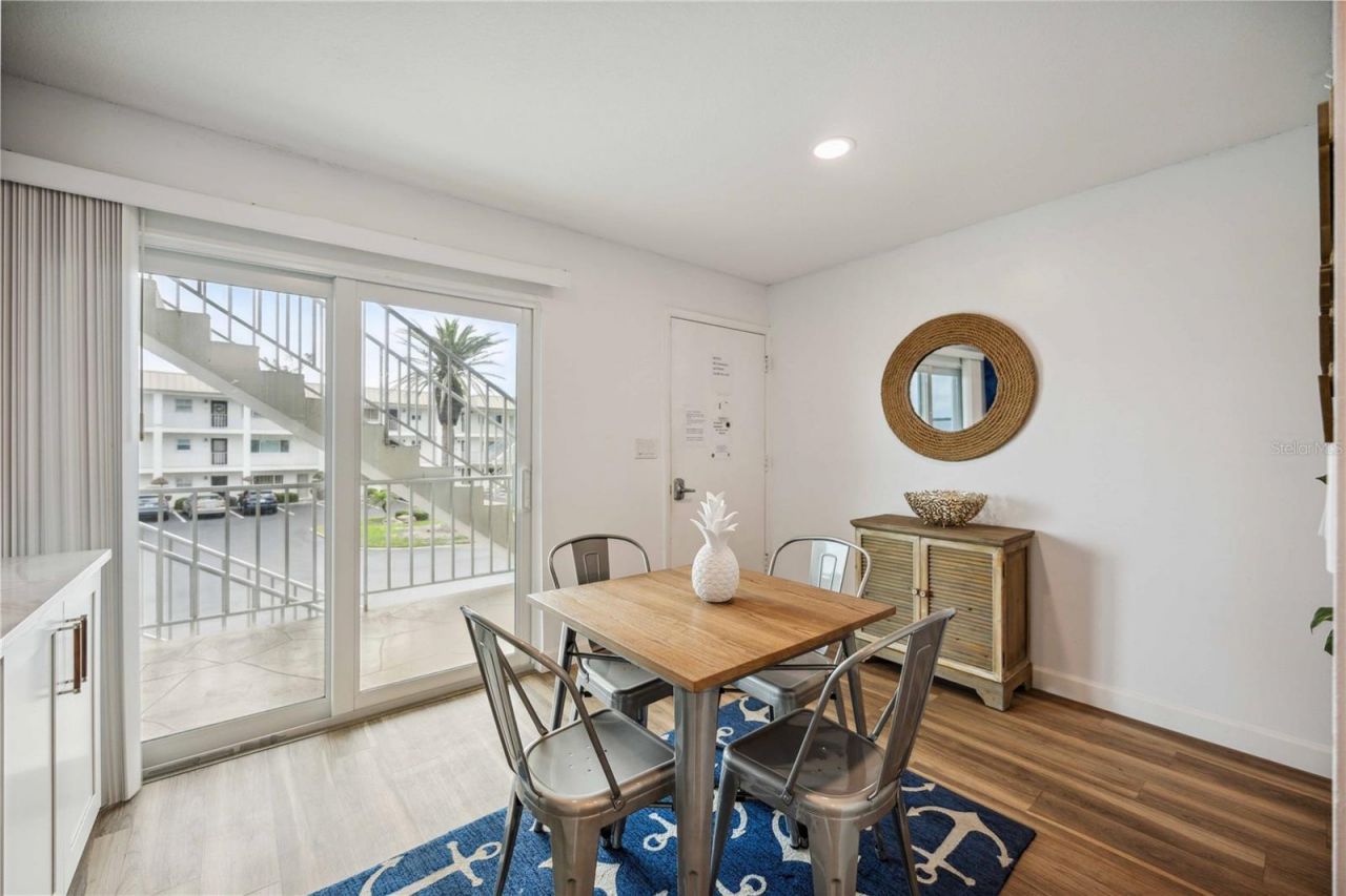 3320 Gulf Of Mexico Drive, Unit 207-C, Longboat Key, FL 34228 Photo