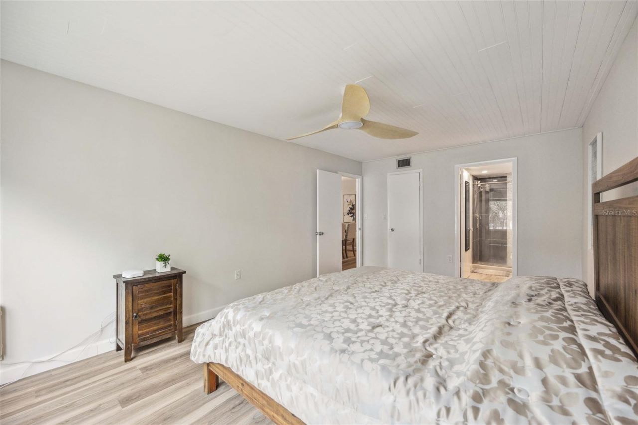 3320 Gulf Of Mexico Drive, Unit 207-C, Longboat Key, FL 34228 Photo