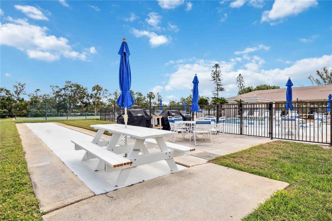 3320 Gulf Of Mexico Drive, Unit 207-C, Longboat Key, FL 34228 Photo