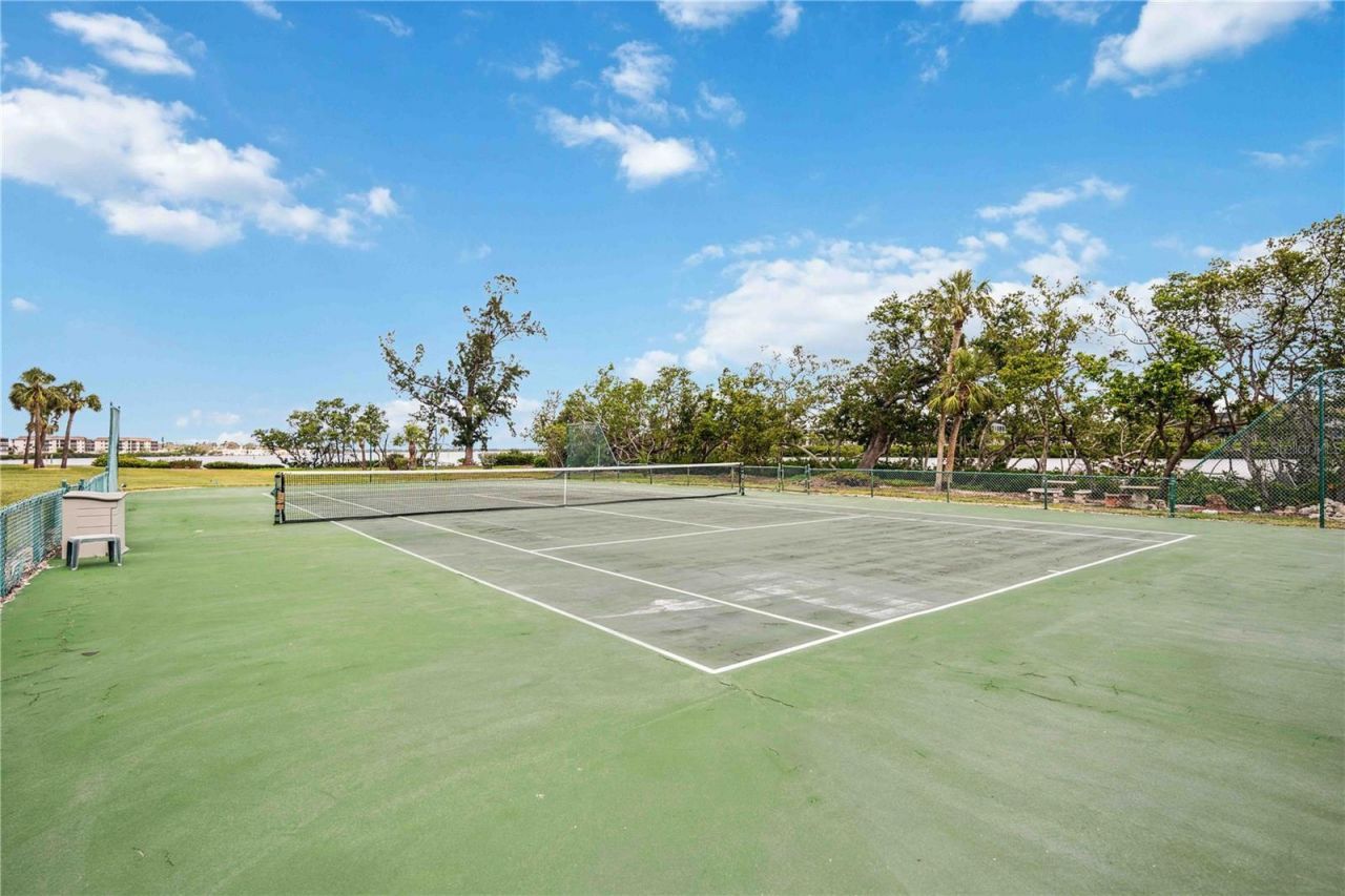 3320 Gulf Of Mexico Drive, Unit 207-C, Longboat Key, FL 34228 Photo