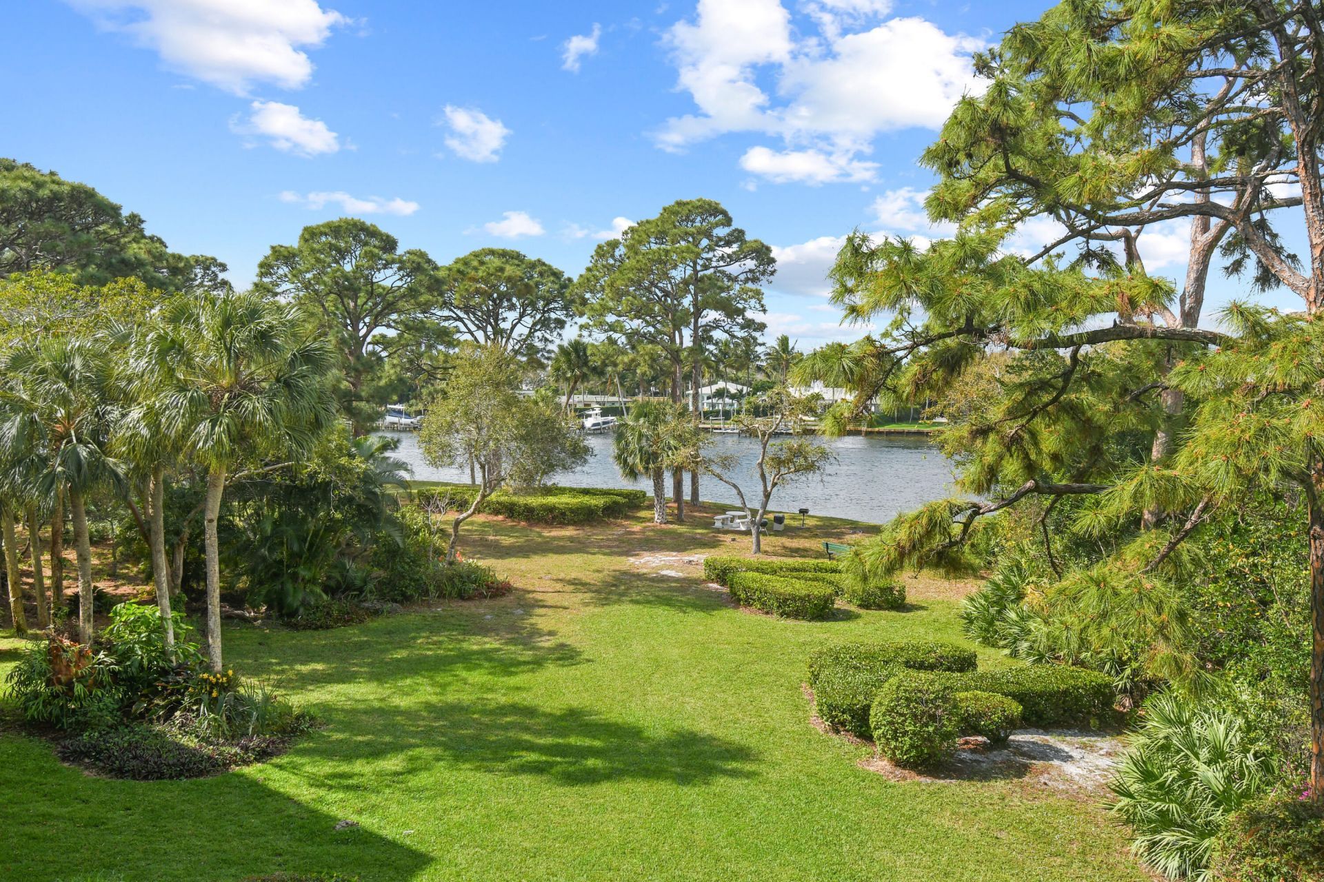 1901 Marina Isle Way, Unit 305, Jupiter, FL 33477 Photo