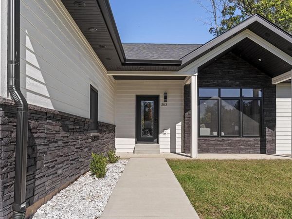 383 Oakbrook Drive, Wisconsin Dells, WI 53965