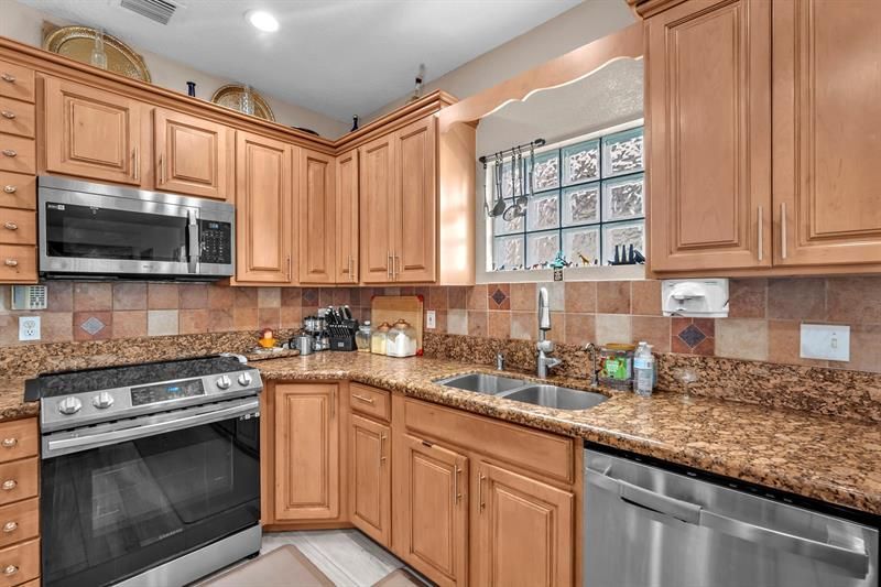 3471 NW 112th Ave, Coral Springs, FL 33065 Photo