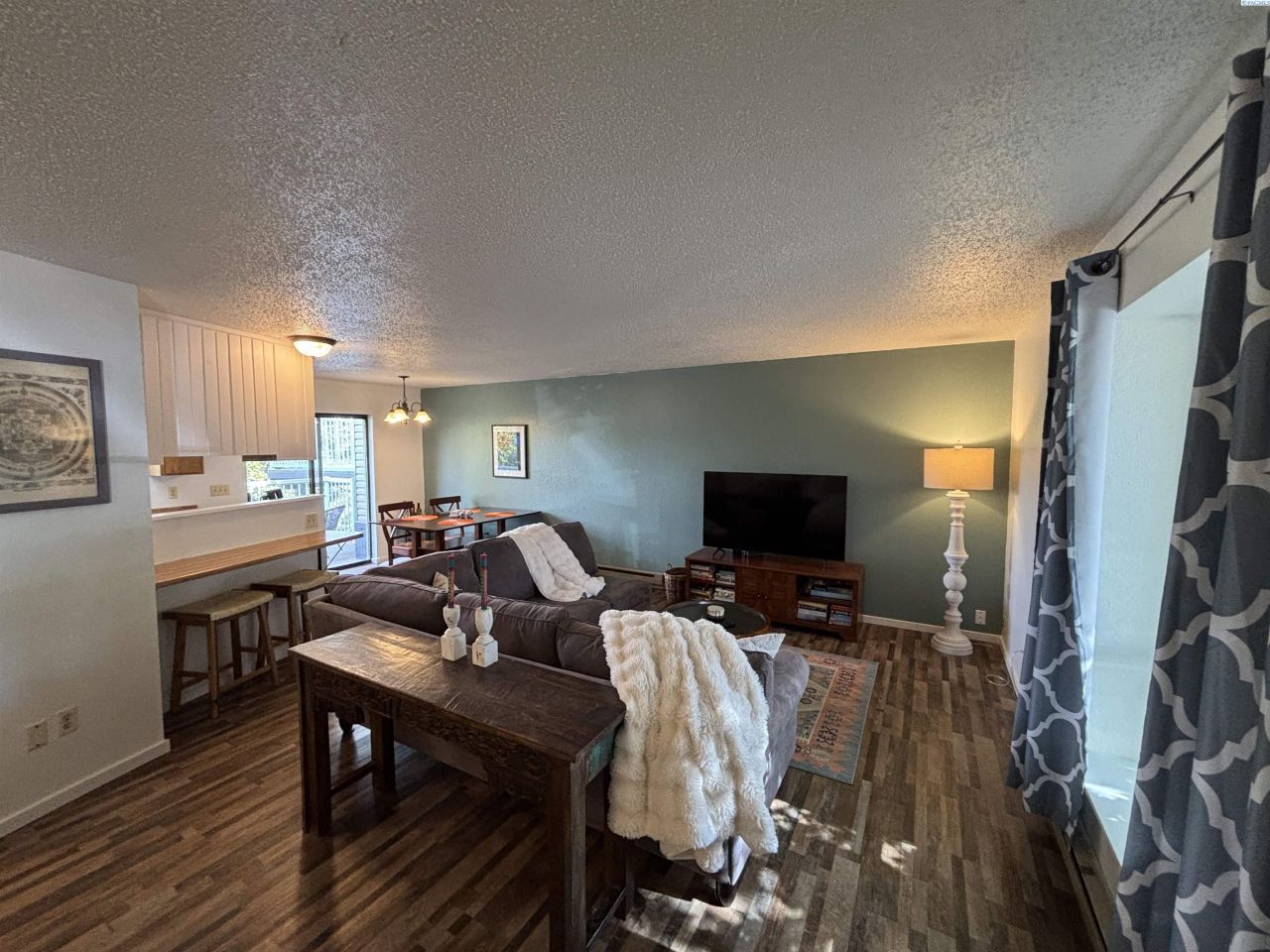 1714 NW Lamont, Pullman, WA 99163 Main Photo