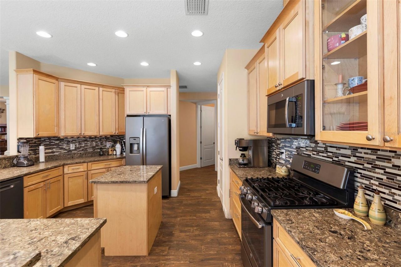 1806 Glenwood Oaks Lane, Deland, FL 32720 Photo