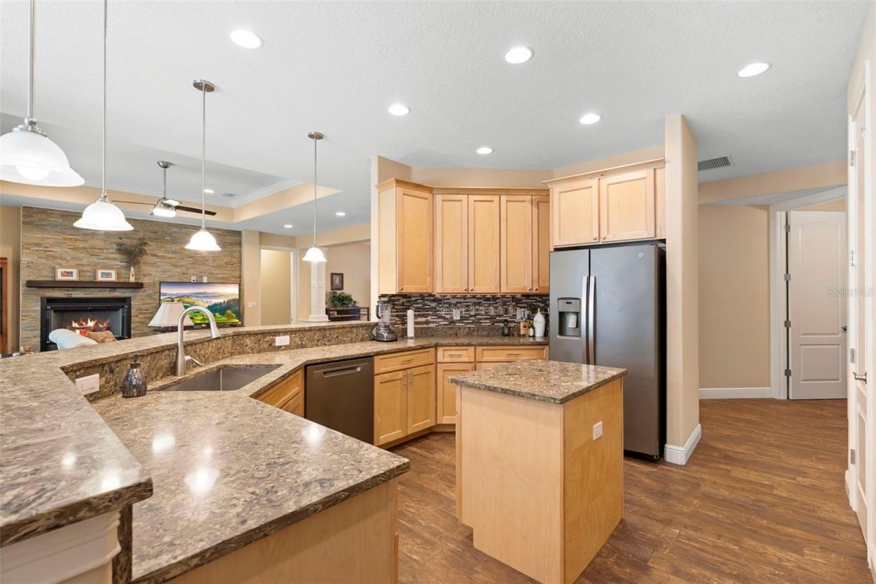 1806 Glenwood Oaks Lane, Deland, FL 32720 Photo