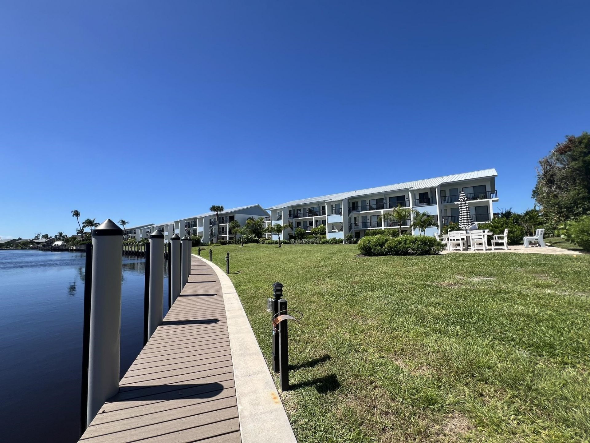 1250 Tennisplace Ct, Unit A33, Sanibel, FL 33957 Photo