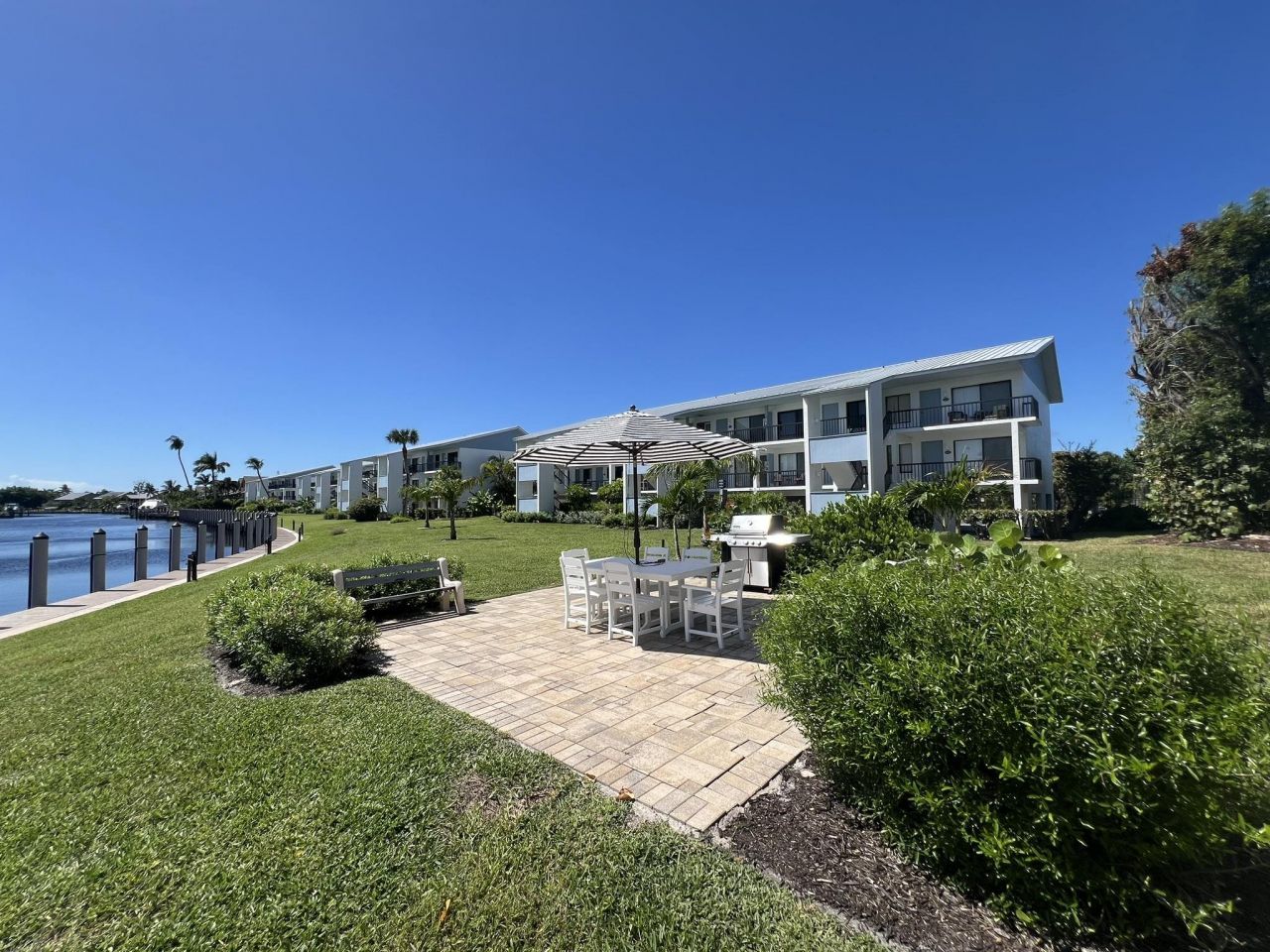 1250 Tennisplace Ct, Unit A33, Sanibel, FL 33957 Photo