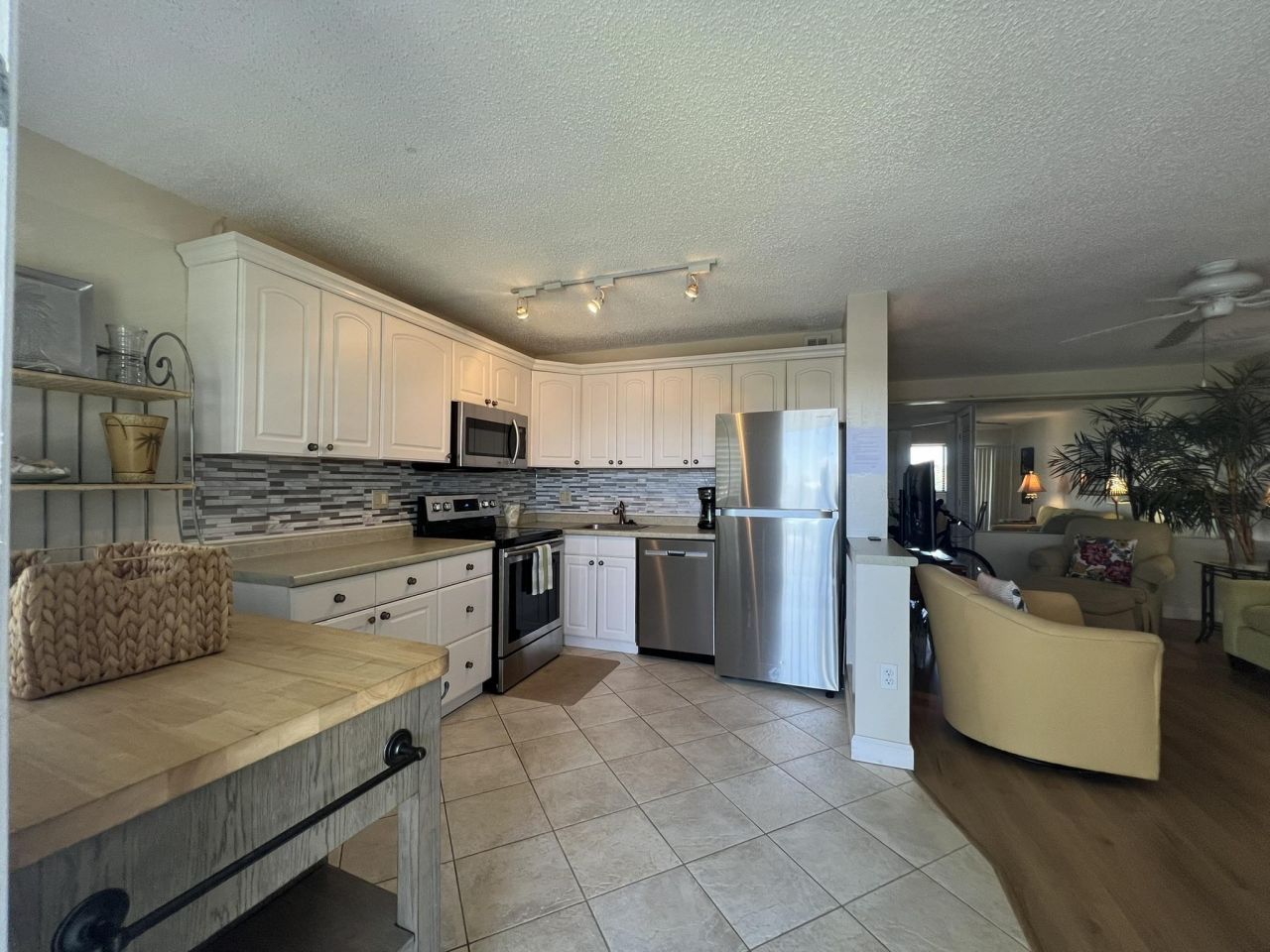 1250 Tennisplace Ct, Unit A33, Sanibel, FL 33957 Photo