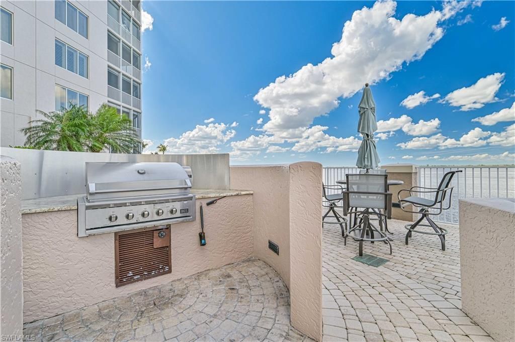 2104 W 1st St, Unit 1701, Fort Myers, FL 33901 Photo