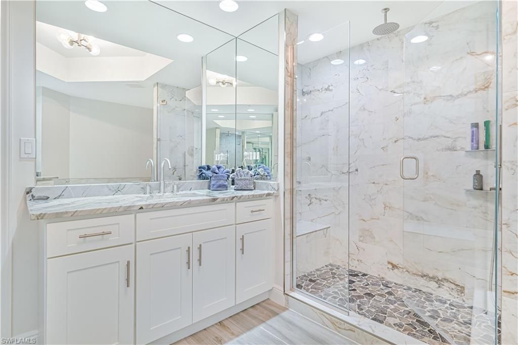 2104 W 1st St, Unit 1701, Fort Myers, FL 33901 Photo