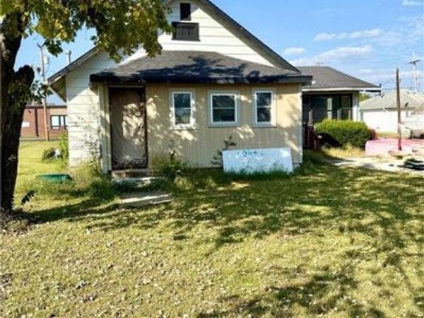 1205 Vermont Street, Elwood, KS 66024