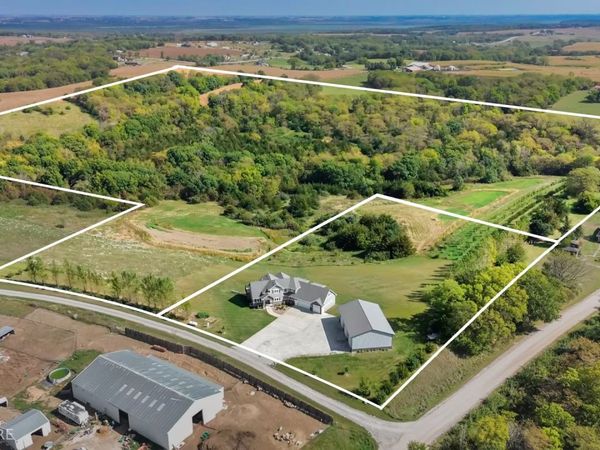 24479 Elthon Place, Swan, IA 50252