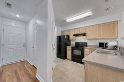 489 White River Dr. photo 4