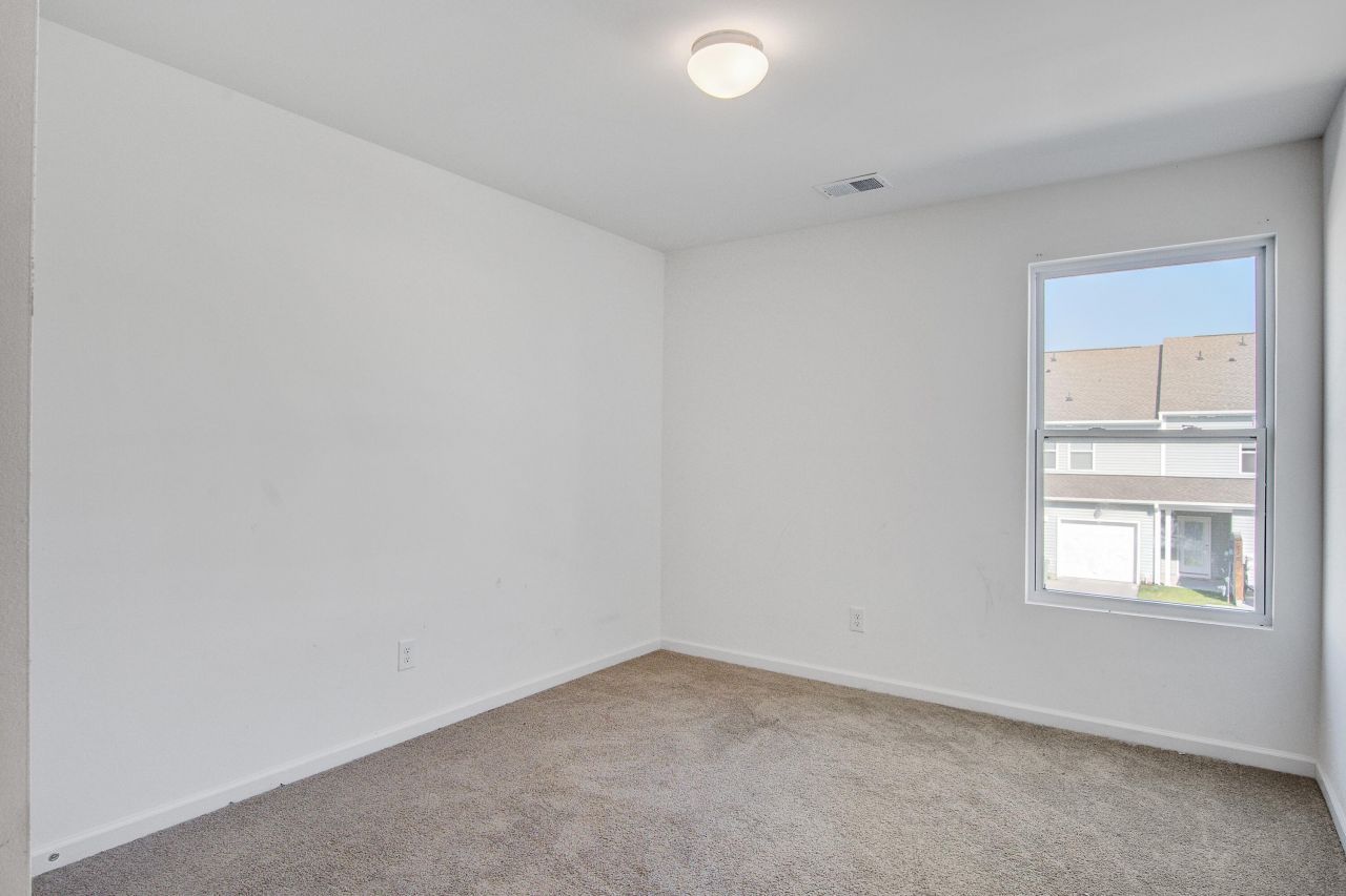308 Surfbird Road Photo 13