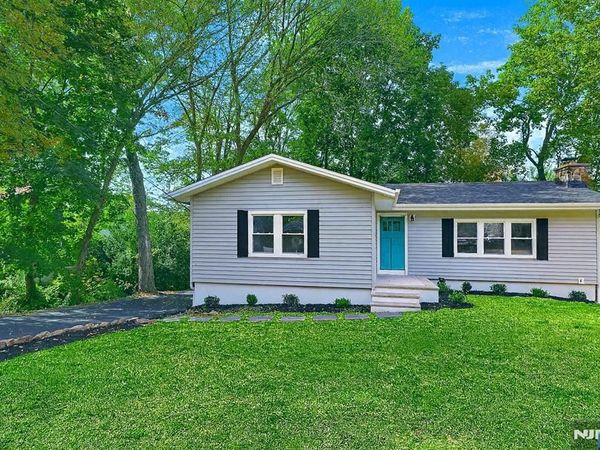 6 Tamarack Trail, HARDYSTON, NJ 07460