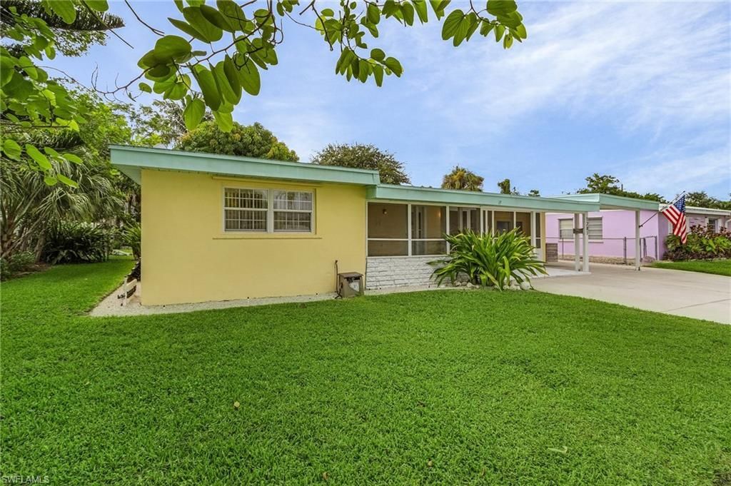 1281 10th St N, Naples, FL 34102 Photo