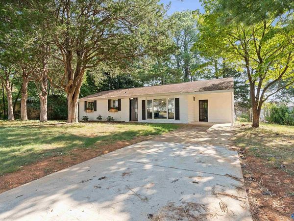 308 Harolds Drive NW, Huntsville, AL 35806