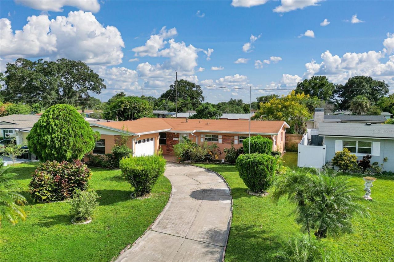 840 Grey Oak Court, Orlando, FL 32809 Main Photo