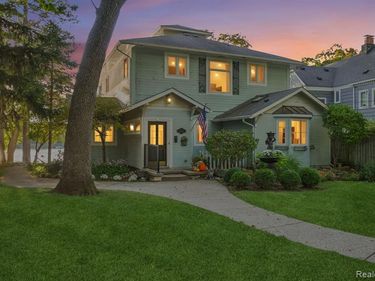 4123 Windiate Park Drive, Waterford Twp, MI 48329