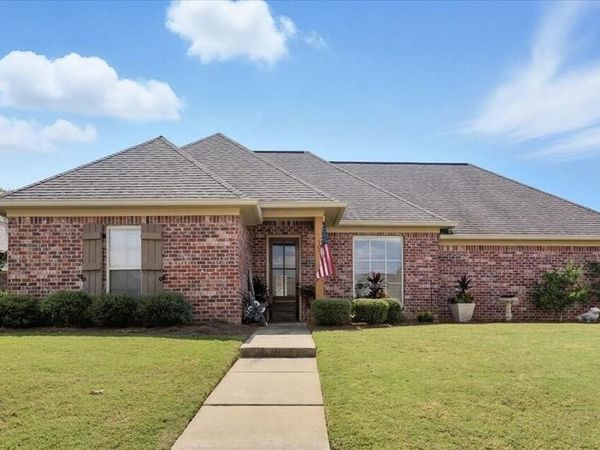 107 Martinique Drive, Madison, MS 39110
